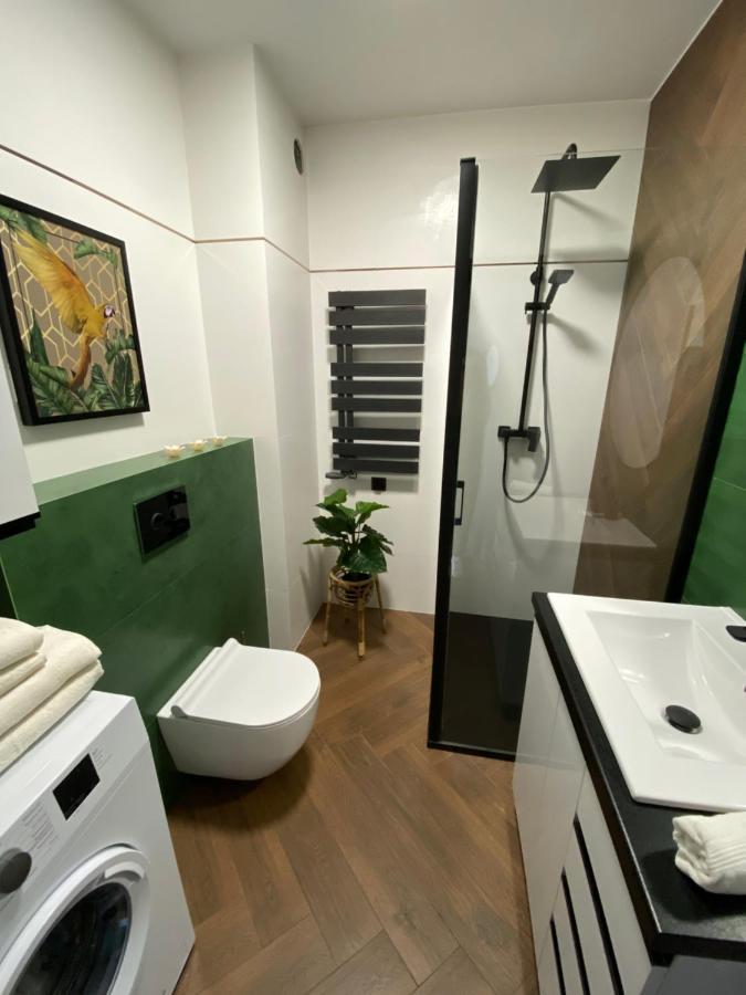 The Urban Jungle - Apartment Garaz Podziemny Kielce Exterior foto