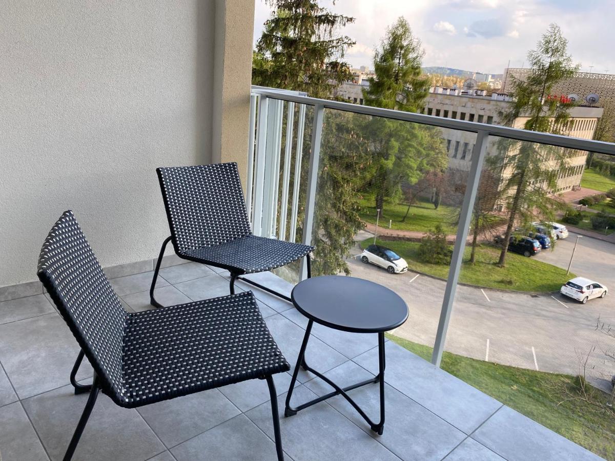 The Urban Jungle - Apartment Garaz Podziemny Kielce Exterior foto